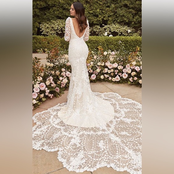 CASABLANCA BRIDAL 2476 Style Lauren in Champagne/Ivory Size 14 - Picture 2 of 8